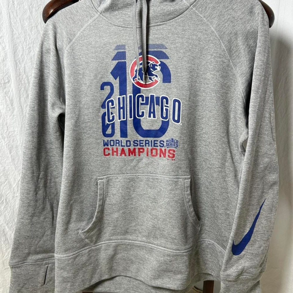 NIKE Therma-Fit Hoodie Chicago Cubs‎ 2016 World Series Champion Large